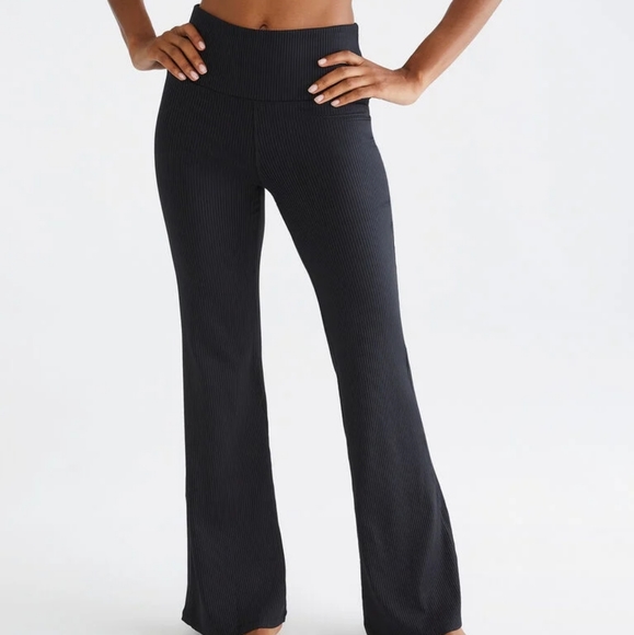 Aeropostale Pants - NWOT Aeropostale High-Rise Ribbed Flare Leggings size small